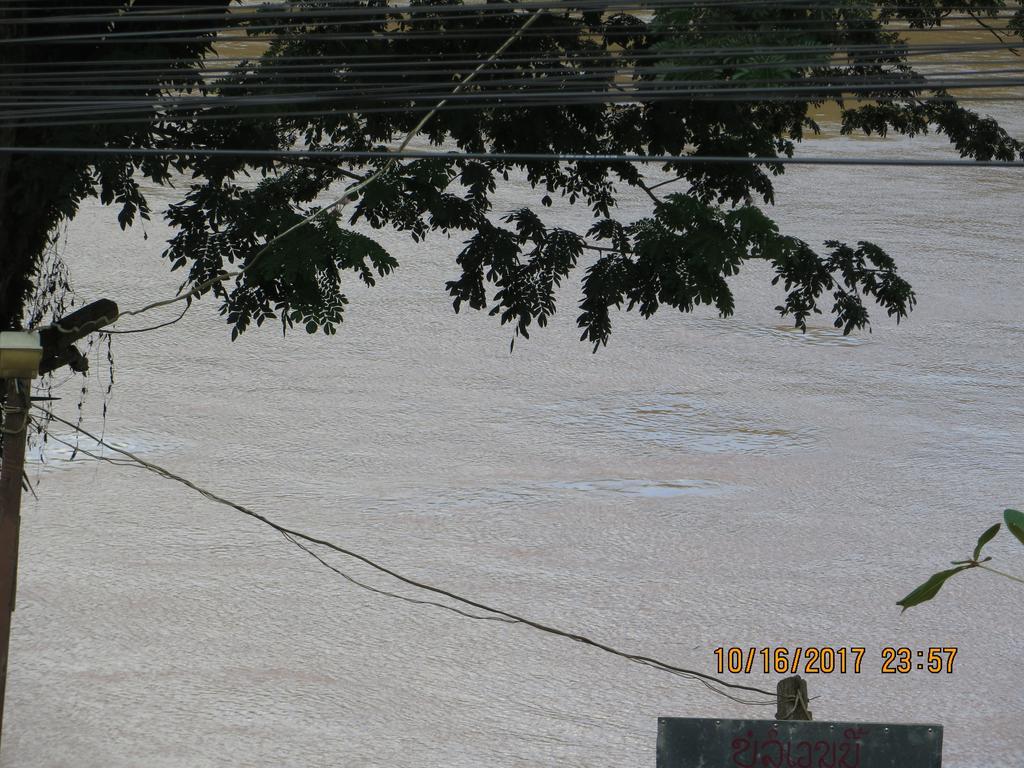 琅勃拉邦2号河流旅舍酒店 外观 照片